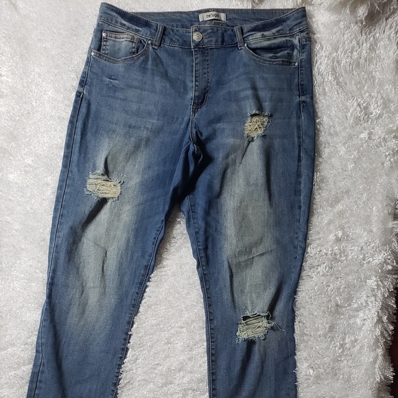 SALE!! REFUGE JEANS - Picture 3 of 6